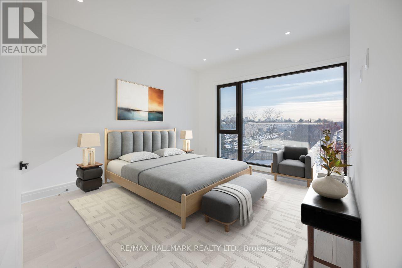 230 Townsgate Drive, Vaughan, Ontario  L4J 8J5 - Photo 2 - N12616208