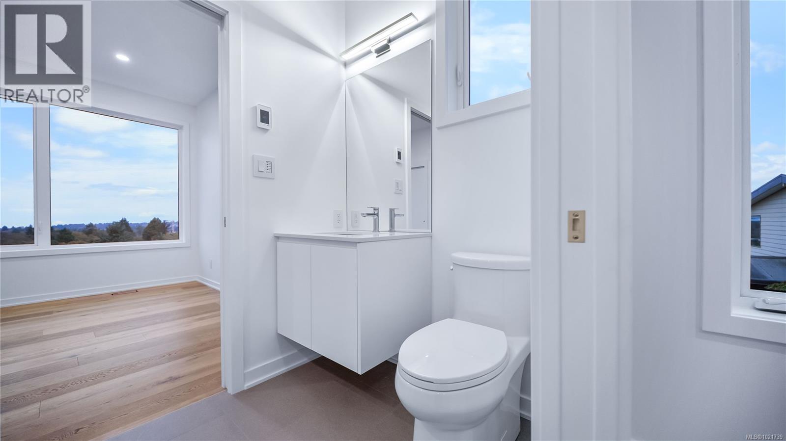 3700 Kootenay Pl, Saanich, British Columbia  V8P 2G2 - Photo 50 - 1021739