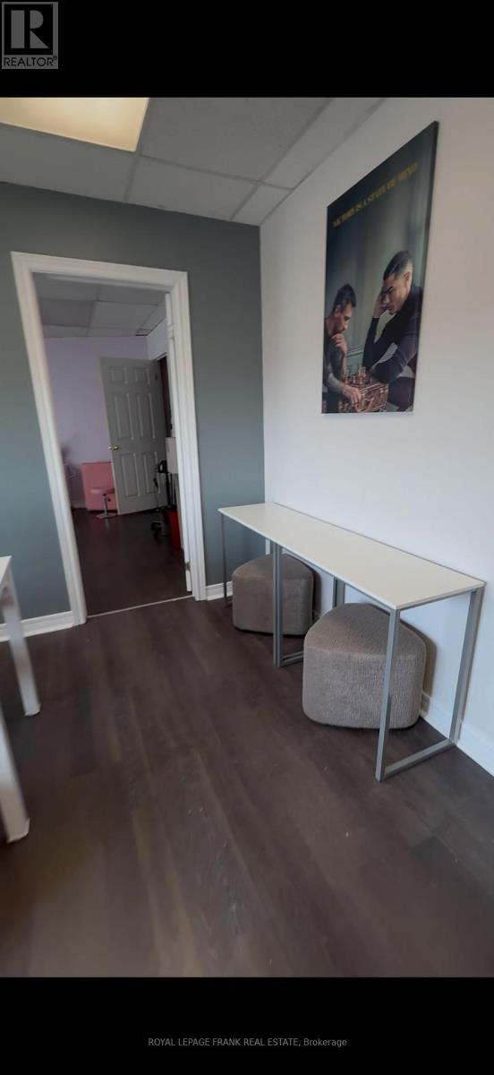 204 - 1500 King Street E, Clarington, Ontario  L1E 1H5 - Photo 3 - E12616160