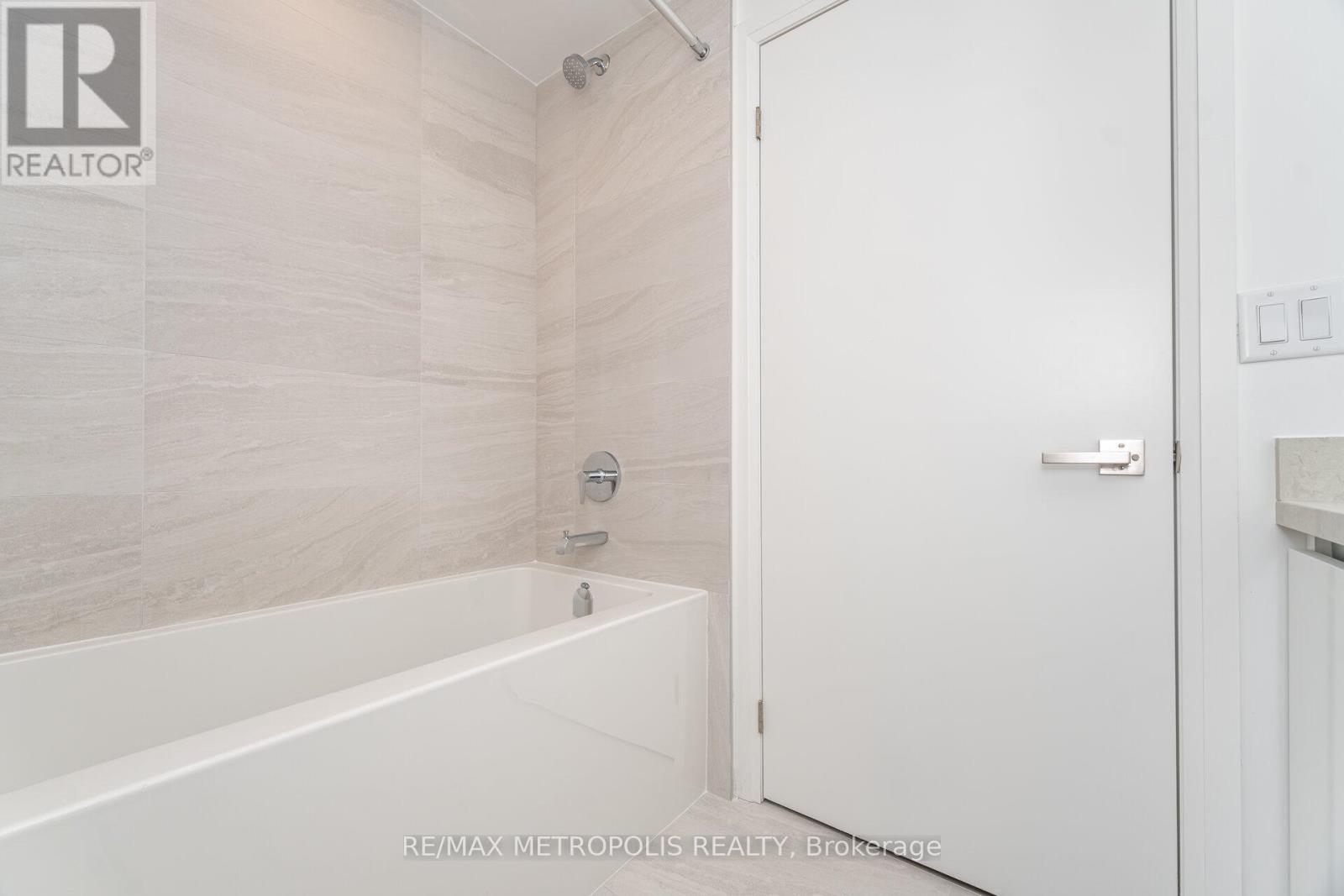 3503 - 4015 The Exchange, Mississauga, Ontario  L5B 0N9 - Photo 27 - W12526942