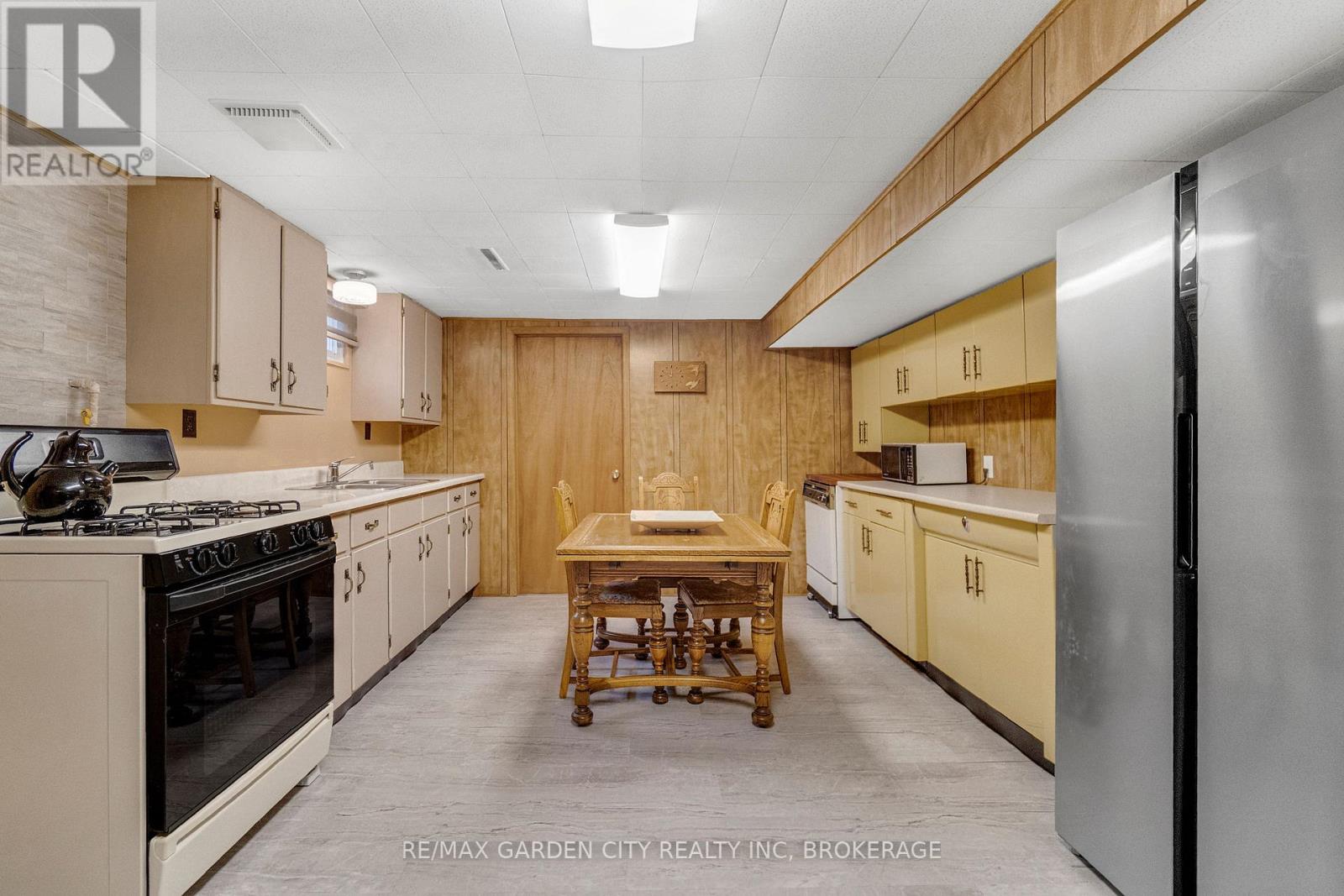 5687 Murray Street, Niagara Falls, Ontario L2G 2J7 - Photo 28 - X12616888