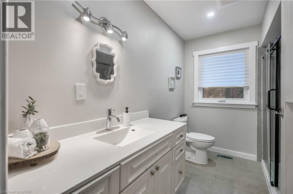 626 Iroquois Avenue, Ancaster, Ontario  L9G 3B4 - Photo 24 - 40793592