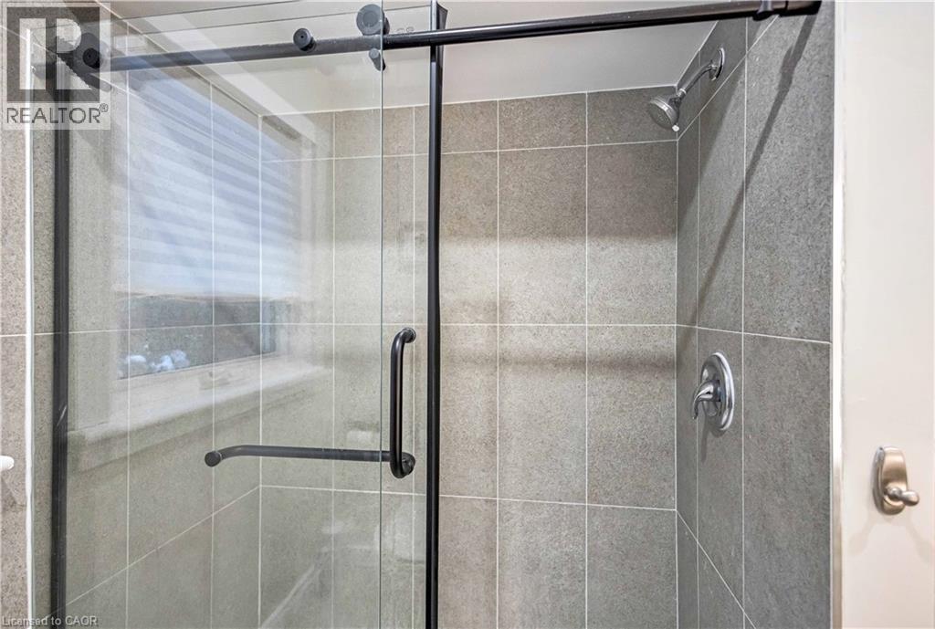 626 Iroquois Avenue, Ancaster, Ontario  L9G 3B4 - Photo 25 - 40793592