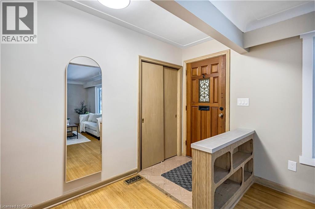 626 Iroquois Avenue, Ancaster, Ontario  L9G 3B4 - Photo 6 - 40793592