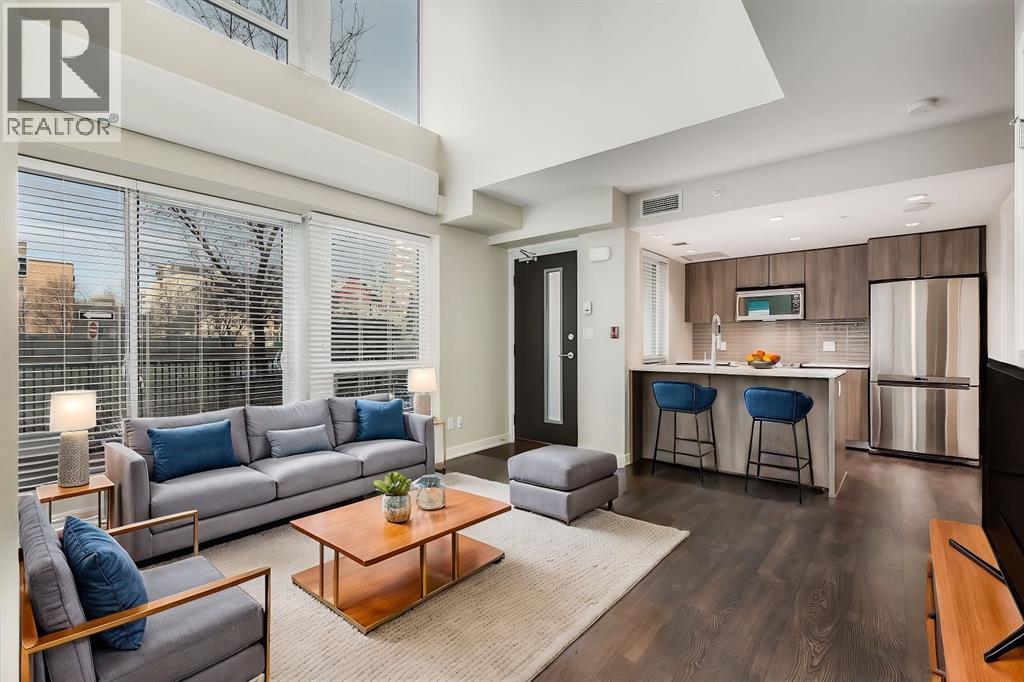 638 14 Avenue Sw, Calgary, Alberta  T2R 0m8 - Photo 4 - A2264680