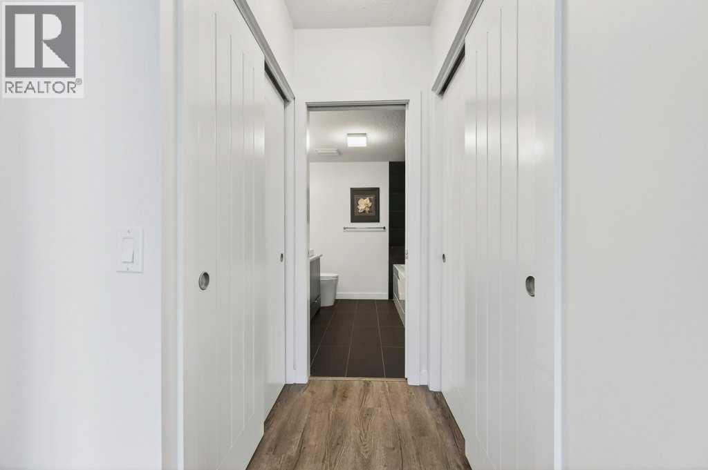 201, 25 Aspenmont Heights Sw, Calgary, Alberta  T3H 0E4 - Photo 13 - A2274190