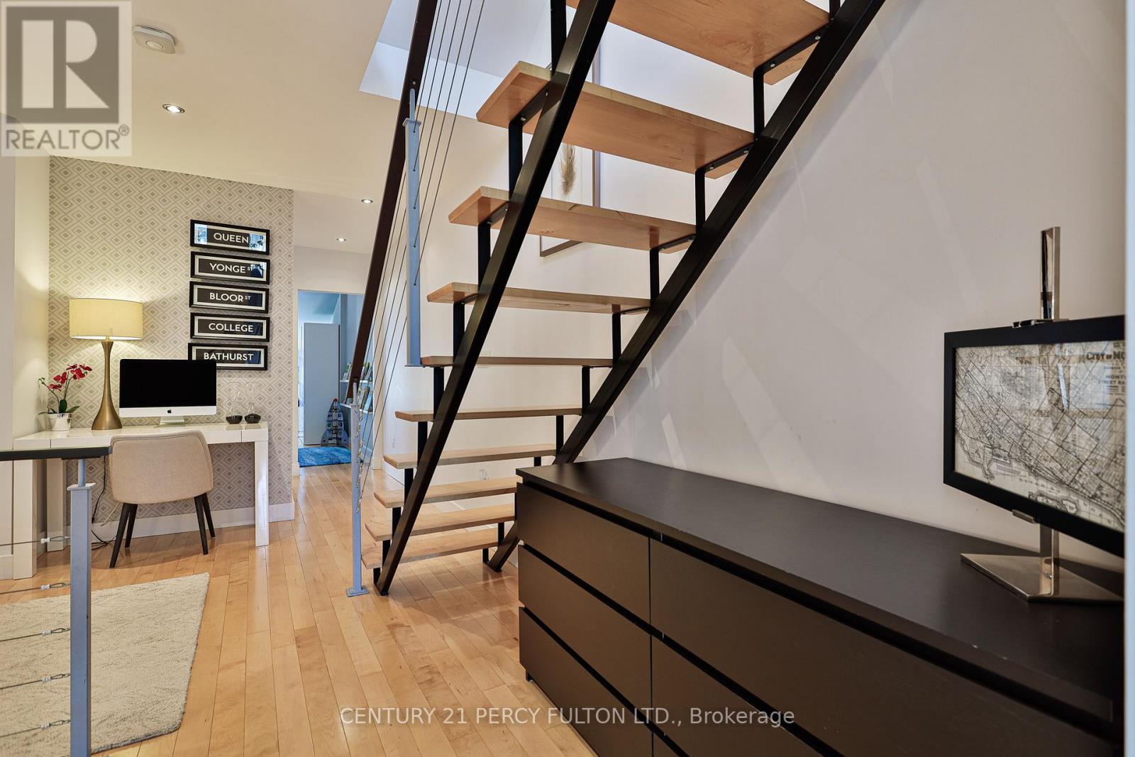 536 Crawford Street, Toronto, Ontario  M6G 3J8 - Photo 13 - C12628210