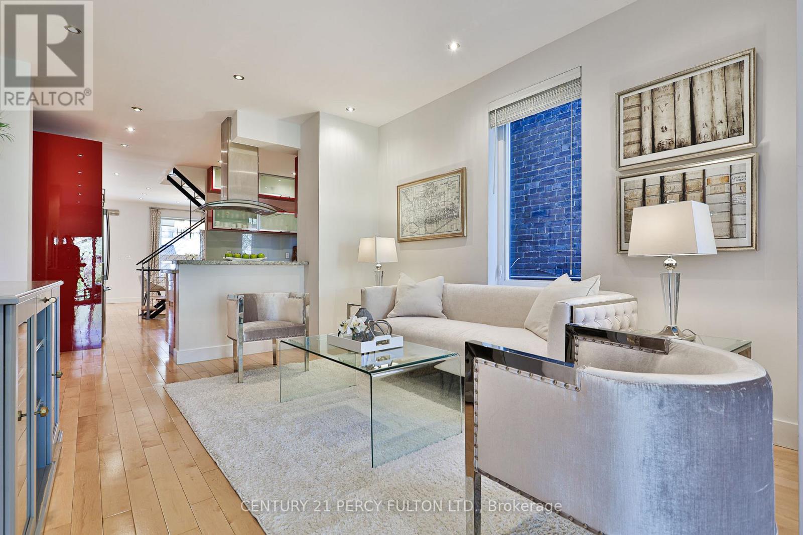 536 Crawford Street, Toronto, Ontario  M6G 3J8 - Photo 8 - C12628210