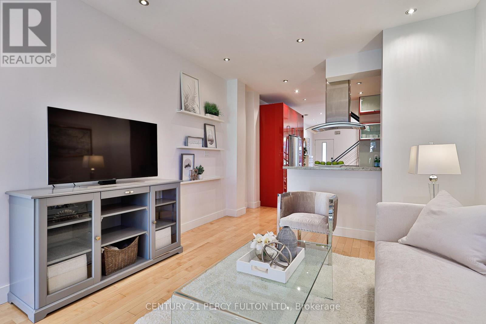 536 Crawford Street, Toronto, Ontario  M6G 3J8 - Photo 9 - C12628210