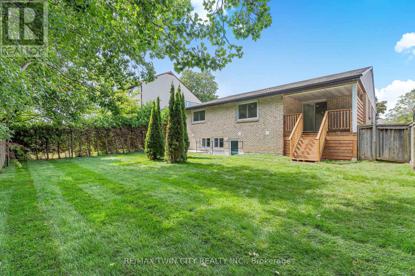 120 Westheights Drive, Kitchener, Ontario  N2N 1J9 - Photo 38 - X12628048