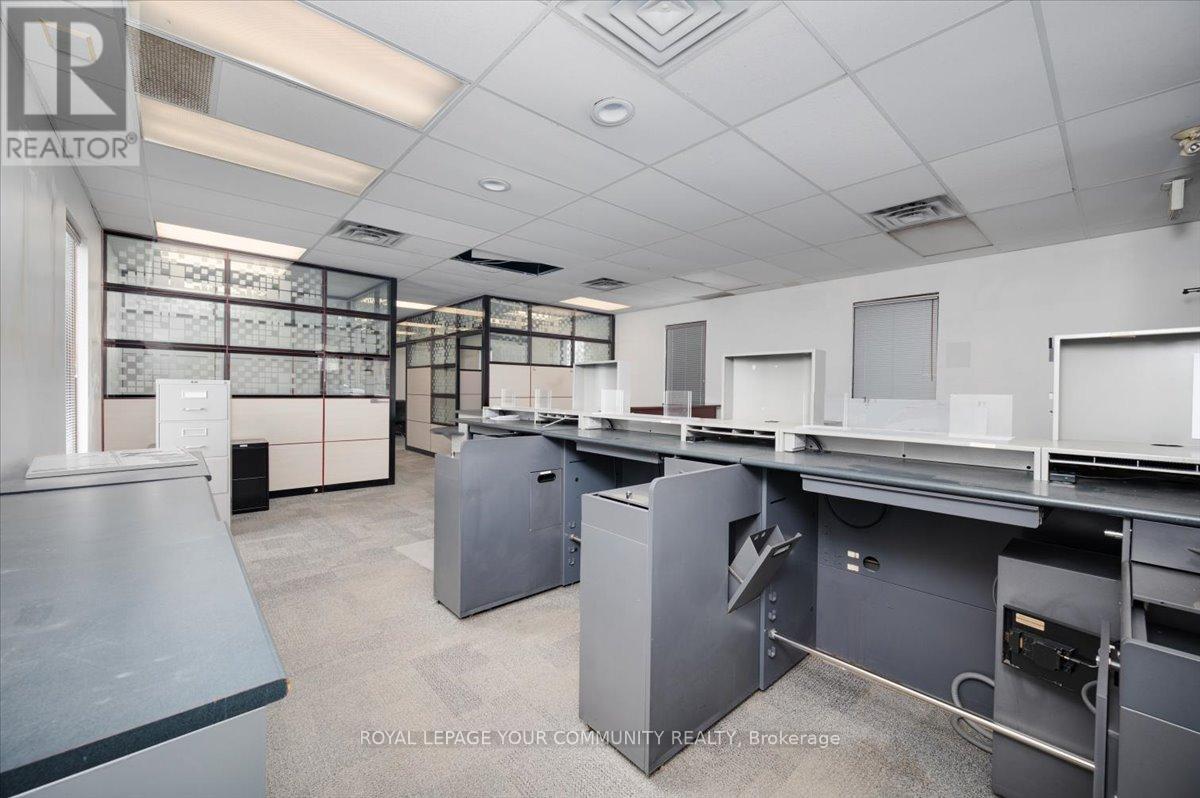 10 Cameron Street W, Brock, Ontario  L0E 1E0 - Photo 3 - N12628196