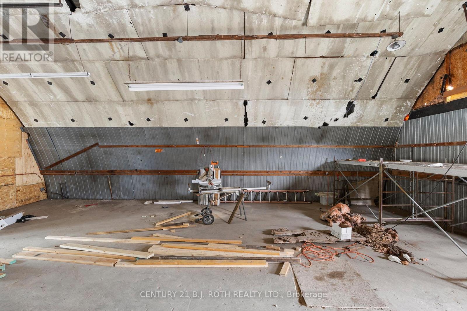 1285 Bayfield Street N, Springwater, Ontario  L9X 0P1 - Photo 32 - S12628132