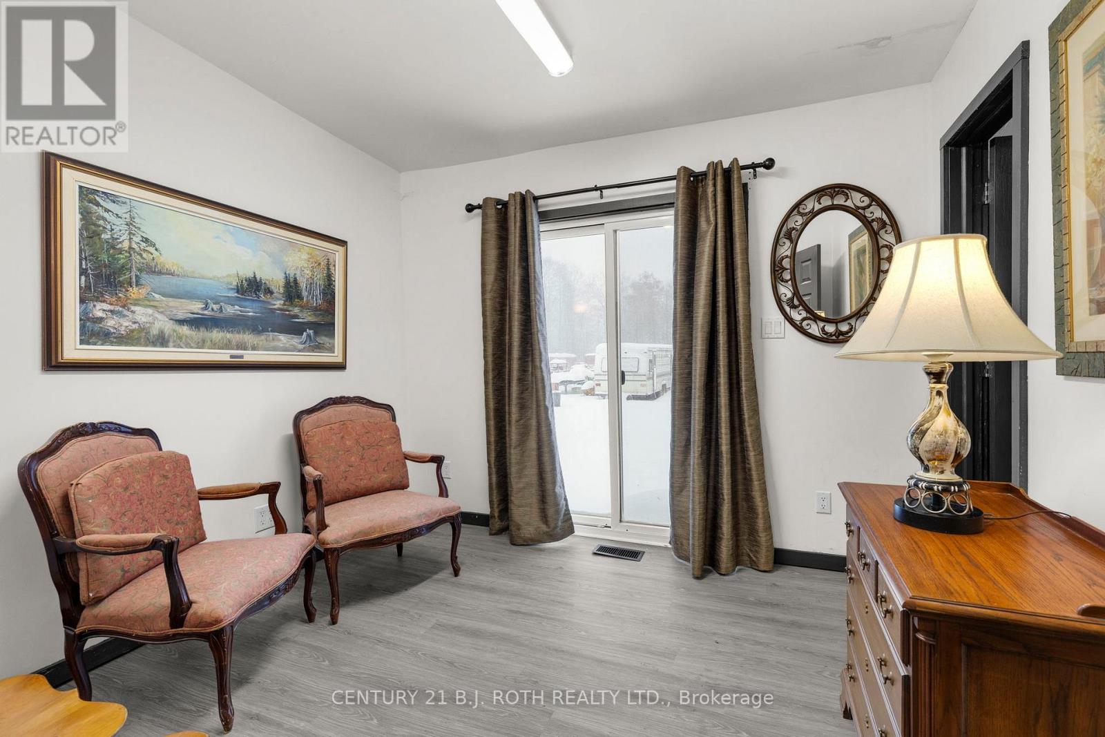 Unit 1 - 1285 Bayfield Street N, Springwater, Ontario  L9X 0P1 - Photo 7 - S12628200