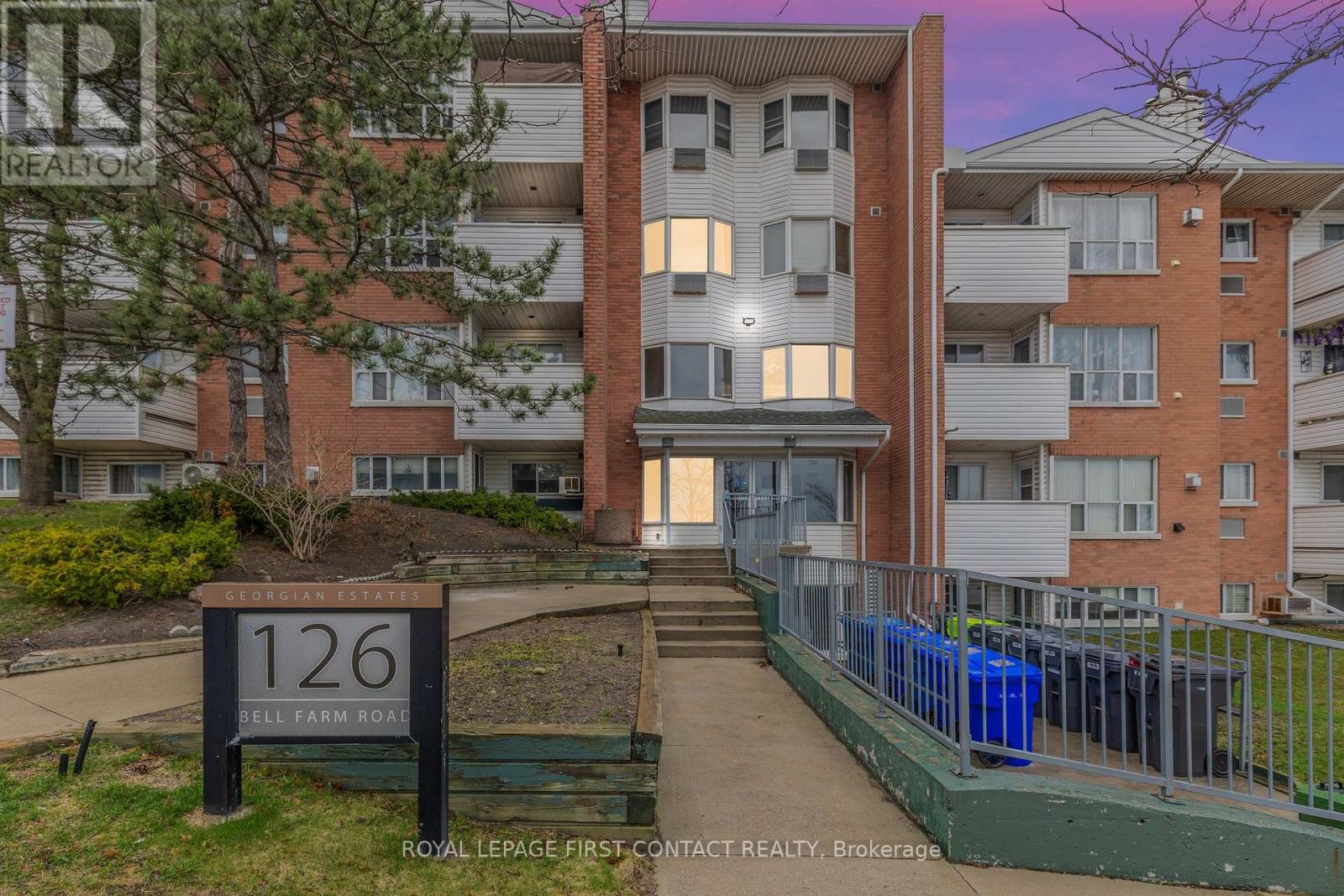 B08 - 126 BELL FARM ROAD, Barrie, Ontario