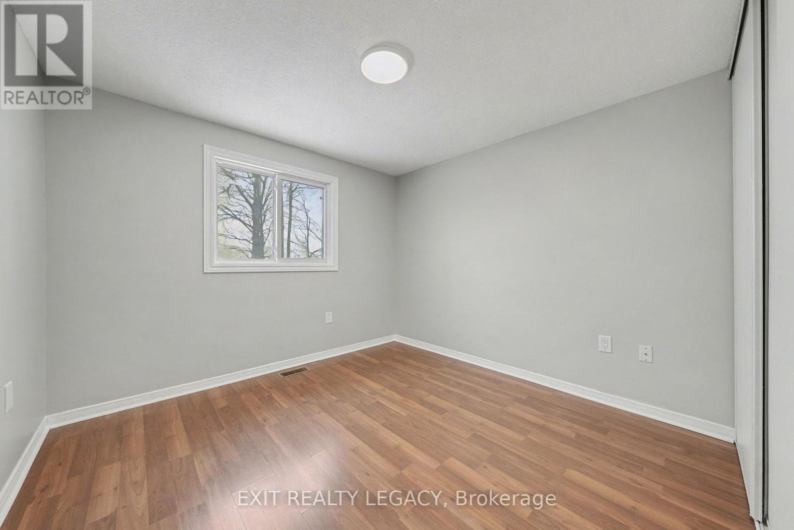 72 Ferguson Drive, Barrie (Northwest), Ontario  L4N 7B5 - Photo 15 - S12628232