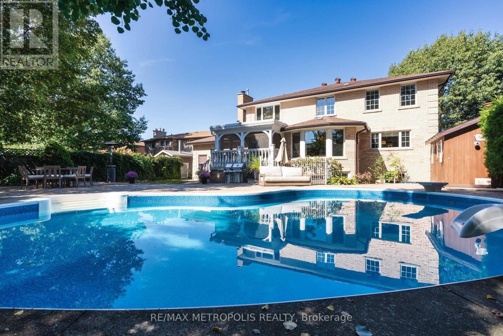 Main - 65 Woodcrest Road, Barrie (Allandale Heights), Ontario  L4N 2V6 - Photo 2 - S12628244