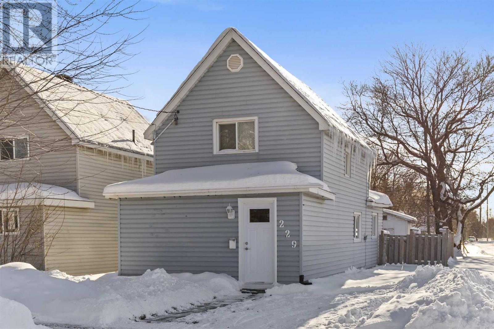 229 St. George's AVE, sault ste. marie, Ontario