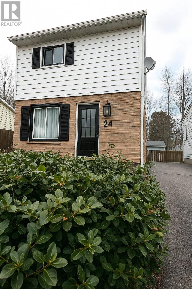 24 Muriel, Sault Ste. Marie, Ontario  P6A 6X4 - Photo 31 - SM253267