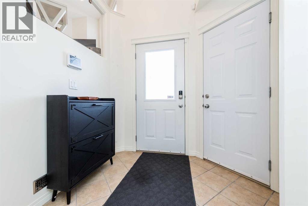 8905 Lakeland Drive, Grande Prairie, Alberta T8X 1V9 - Photo 3 - A2272953