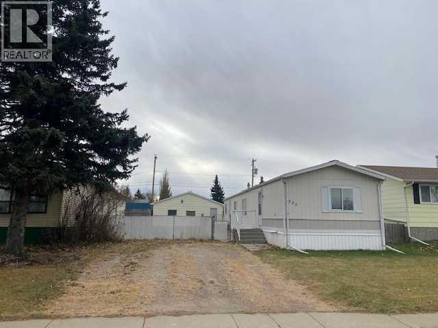 325 1 Street, Irricana, Alberta