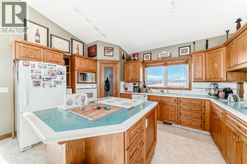 263230 Jamieson Road, Rural Bighorn No. 8, Alberta  T4C 1B6 - Photo 15 - A2271329