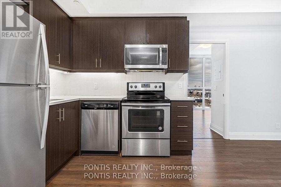 606 - 17 Zorra Street N, Toronto, Ontario  M8Z 0C8 - Photo 10 - W12628138