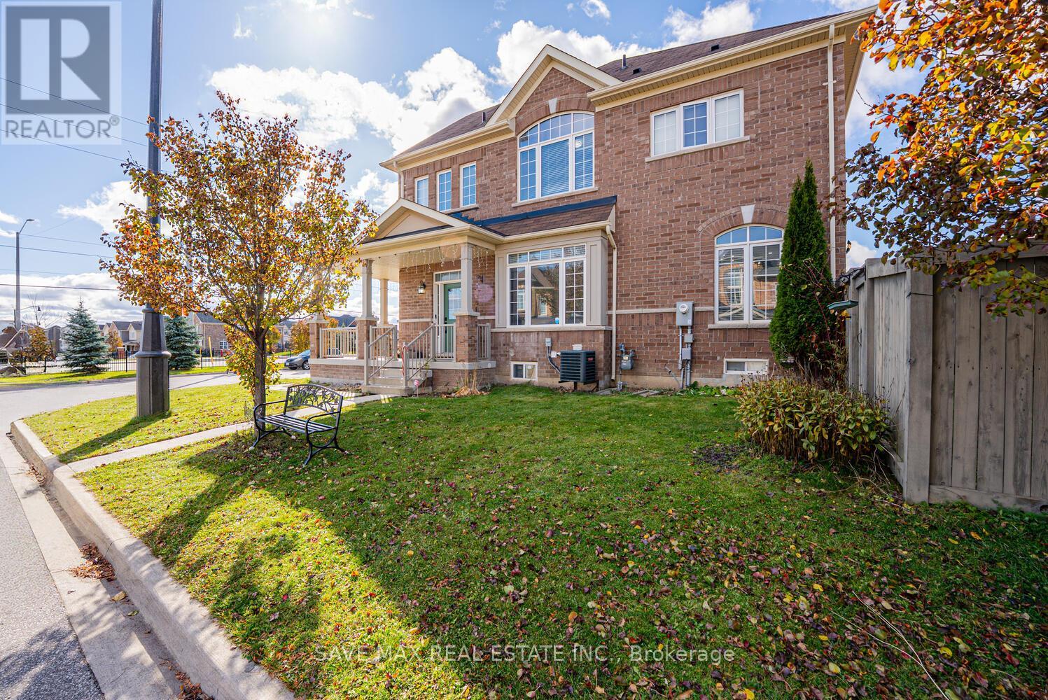 39 Divinity Circle, Brampton, Ontario  L7A 3Y4 - Photo 46 - W12628154