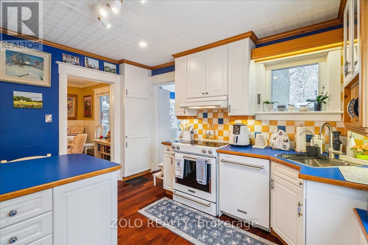 139 Campbell Avenue W, Milton, Ontario  L0P 1B0 - Photo 10 - W12628208