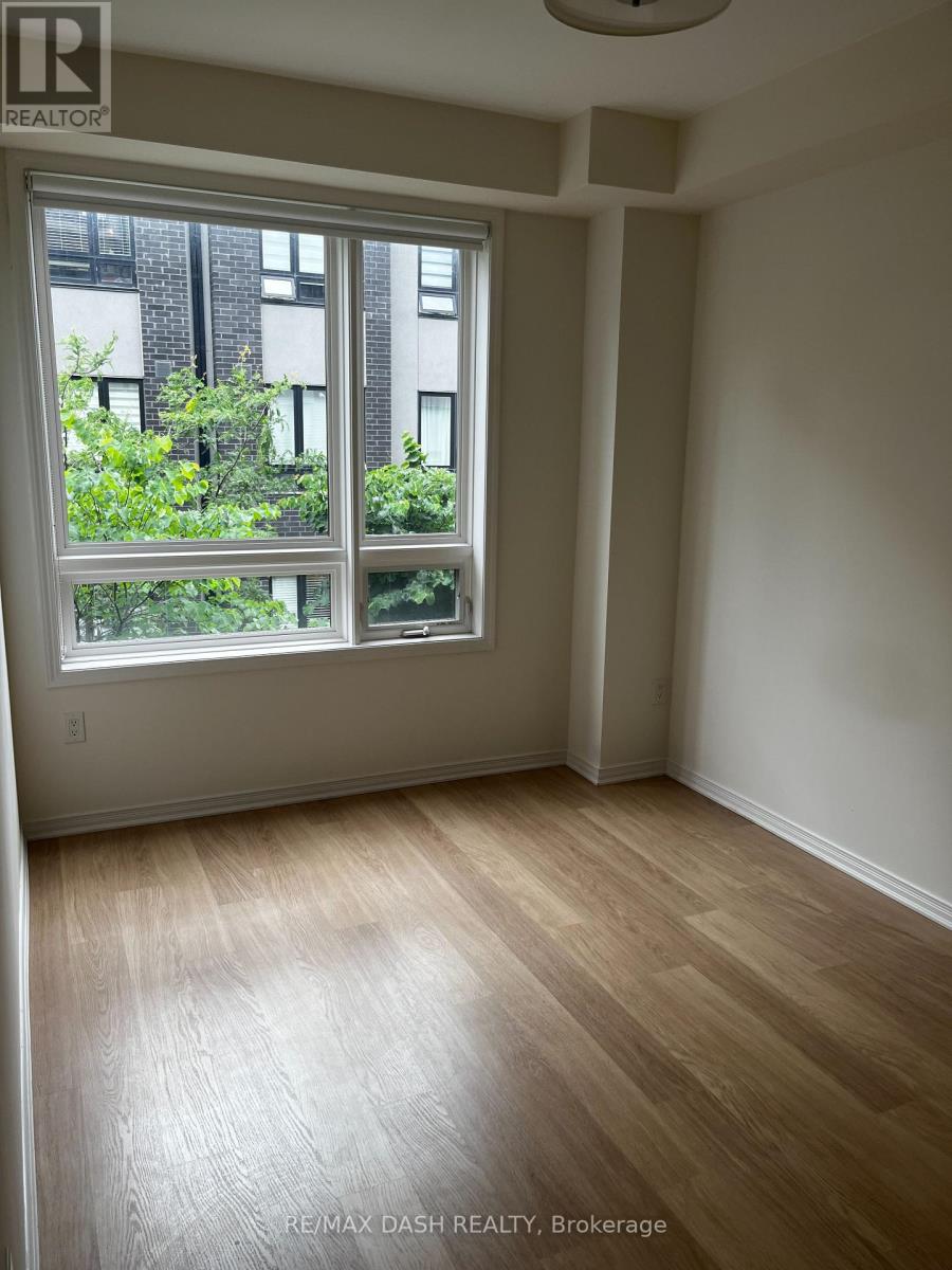 204 - 1130 Briar Hill Avenue, Toronto, Ontario  M6B 0A9 - Photo 7 - W12628238