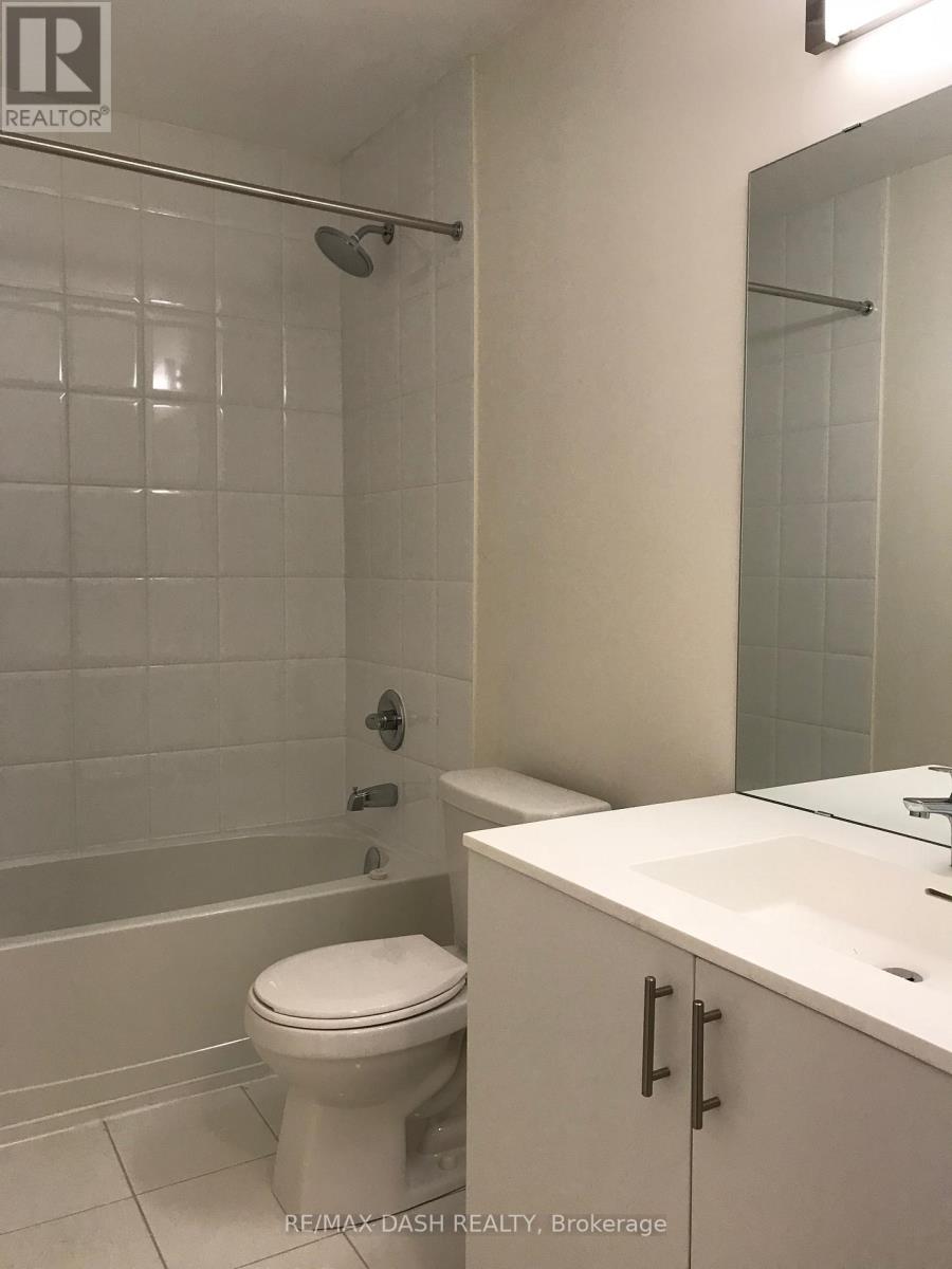 204 - 1130 Briar Hill Avenue, Toronto, Ontario  M6B 0A9 - Photo 8 - W12628238