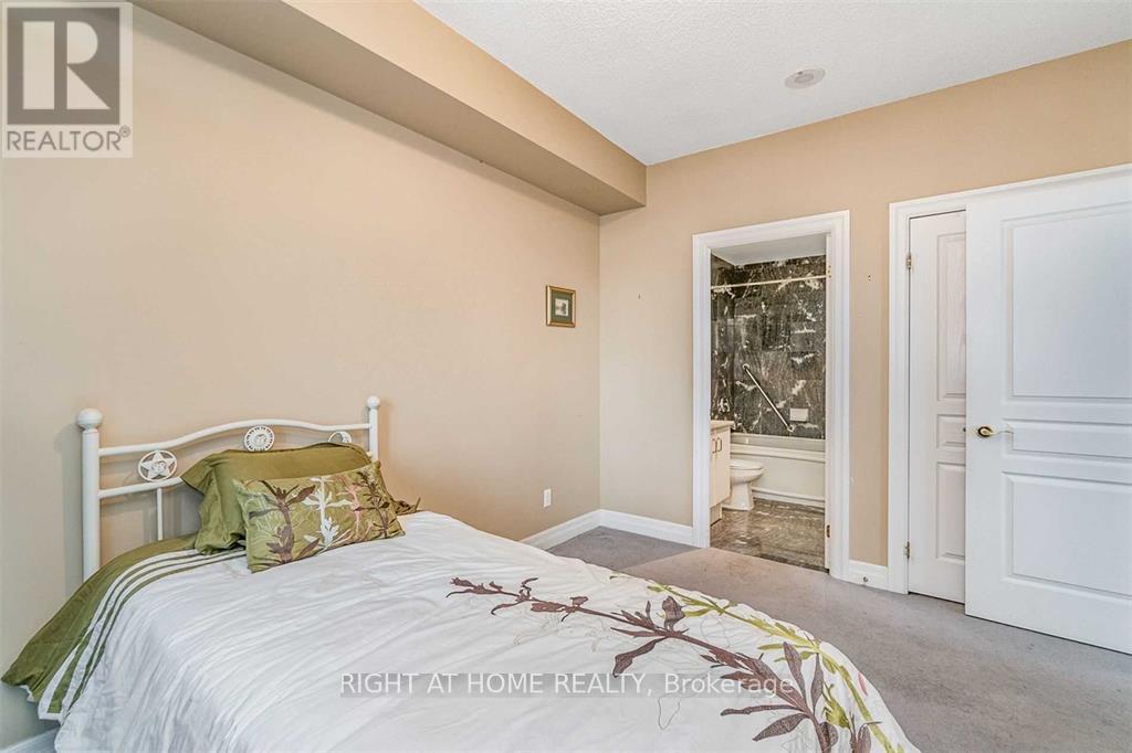 901 - 2087 Lake Shore Boulevard W, Toronto, Ontario  M8V 4G3 - Photo 13 - W12628248