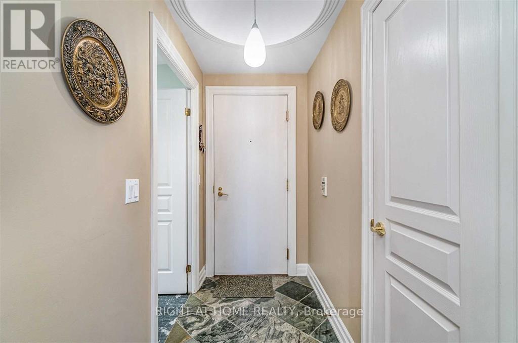 901 - 2087 Lake Shore Boulevard W, Toronto, Ontario  M8V 4G3 - Photo 4 - W12628248