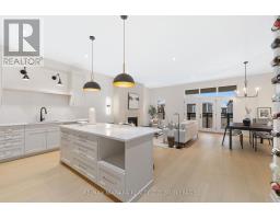 11 BUTTERNUT CRESCENT, Fort Erie, Ontario