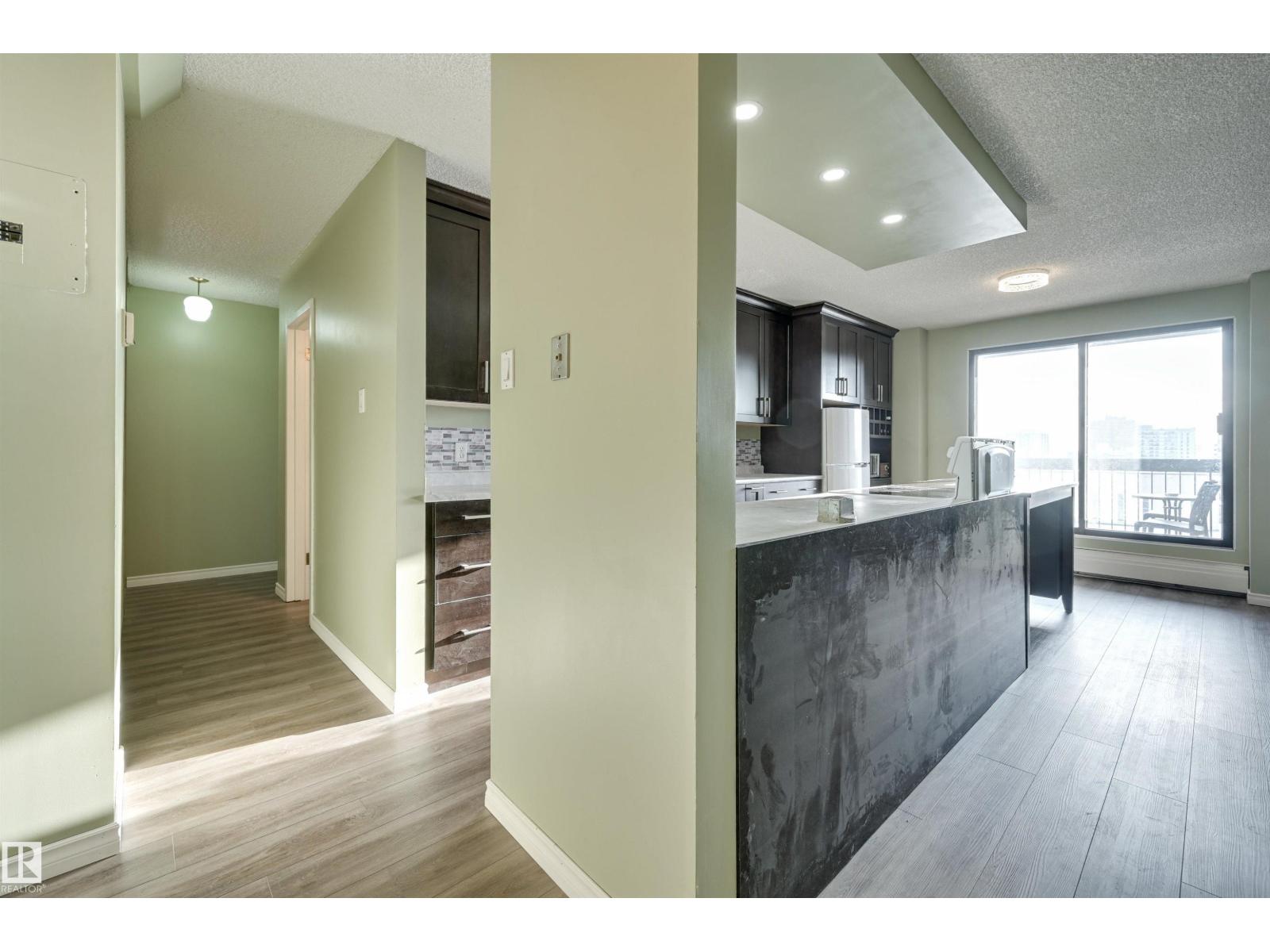 #1003 10155 114 St Nw, Edmonton, Alberta  T5K 1R8 - Photo 15 - E4467958