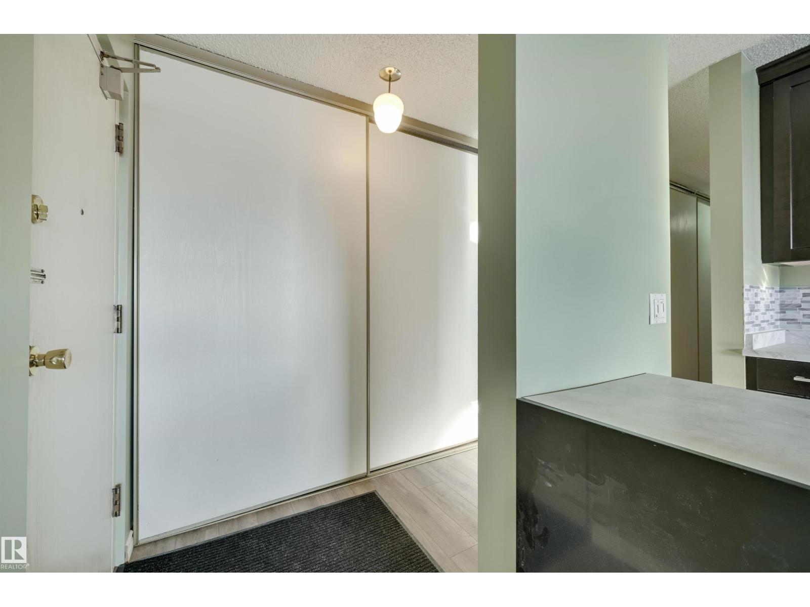 #1003 10155 114 St Nw, Edmonton, Alberta  T5K 1R8 - Photo 16 - E4467958