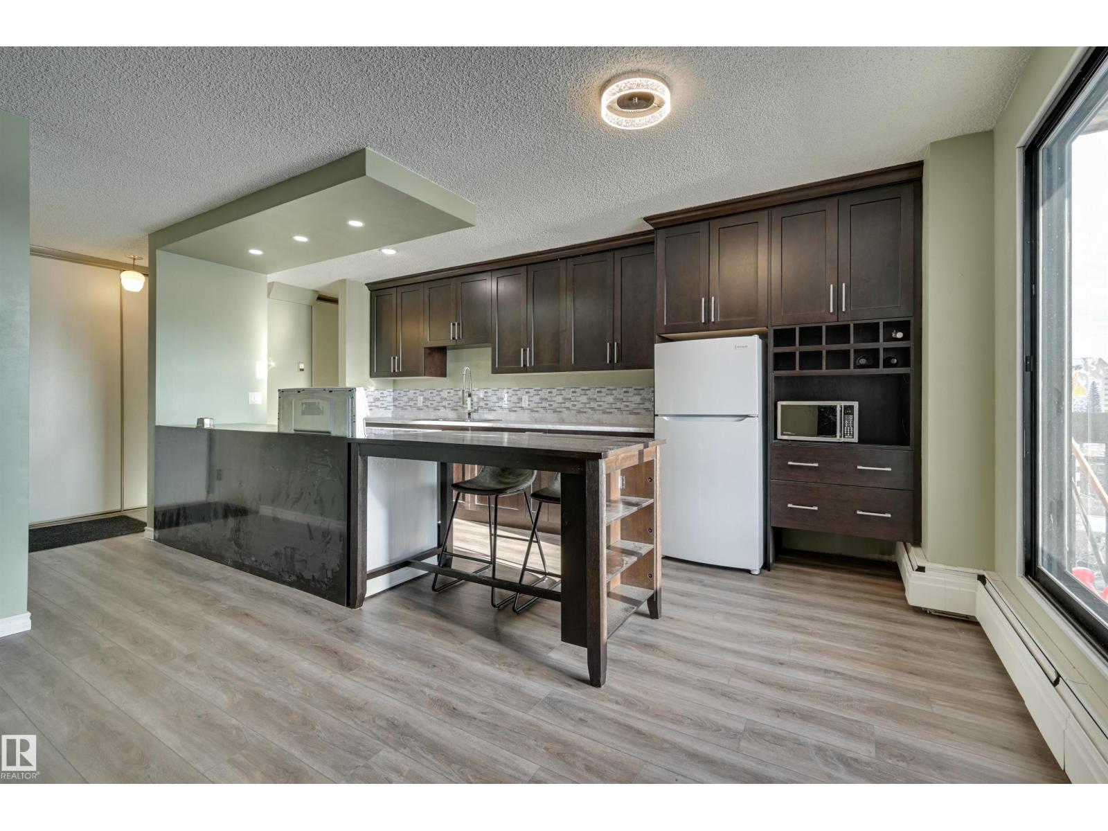 #1003 10155 114 St Nw, Edmonton, Alberta  T5K 1R8 - Photo 8 - E4467958