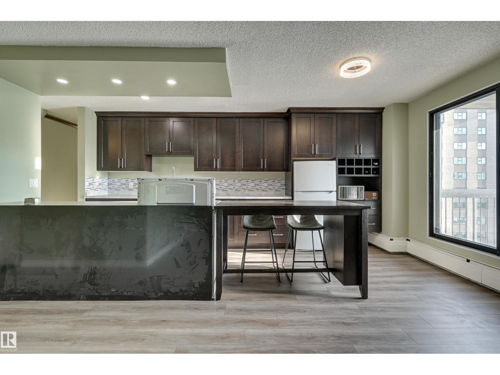 #1003 10155 114 St Nw, Edmonton, Alberta  T5K 1R8 - Photo 9 - E4467958