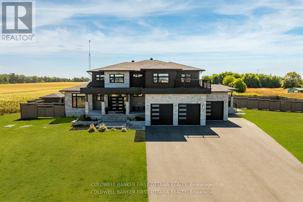 5758 FERNBANK ROAD, Ottawa, Ontario