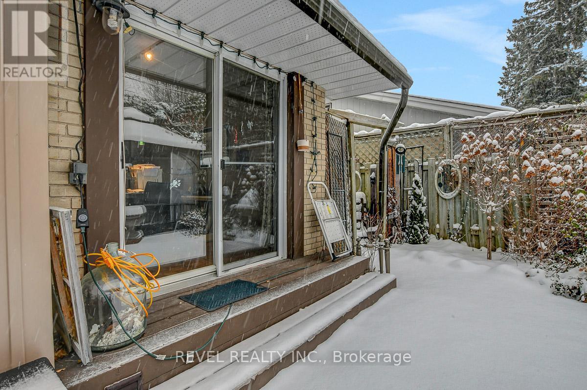 1752 Kilborn Avenue, Ottawa, Ontario  K1H 6N2 - Photo 34 - X12628274