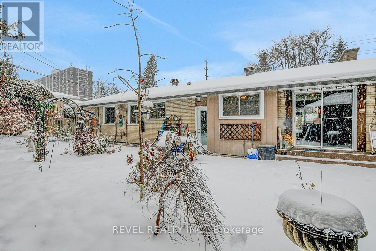 1752 Kilborn Avenue, Ottawa, Ontario  K1H 6N2 - Photo 36 - X12628274