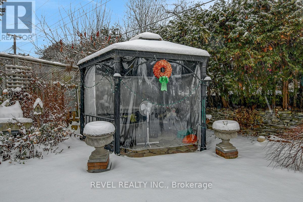 1752 Kilborn Avenue, Ottawa, Ontario  K1H 6N2 - Photo 38 - X12628274