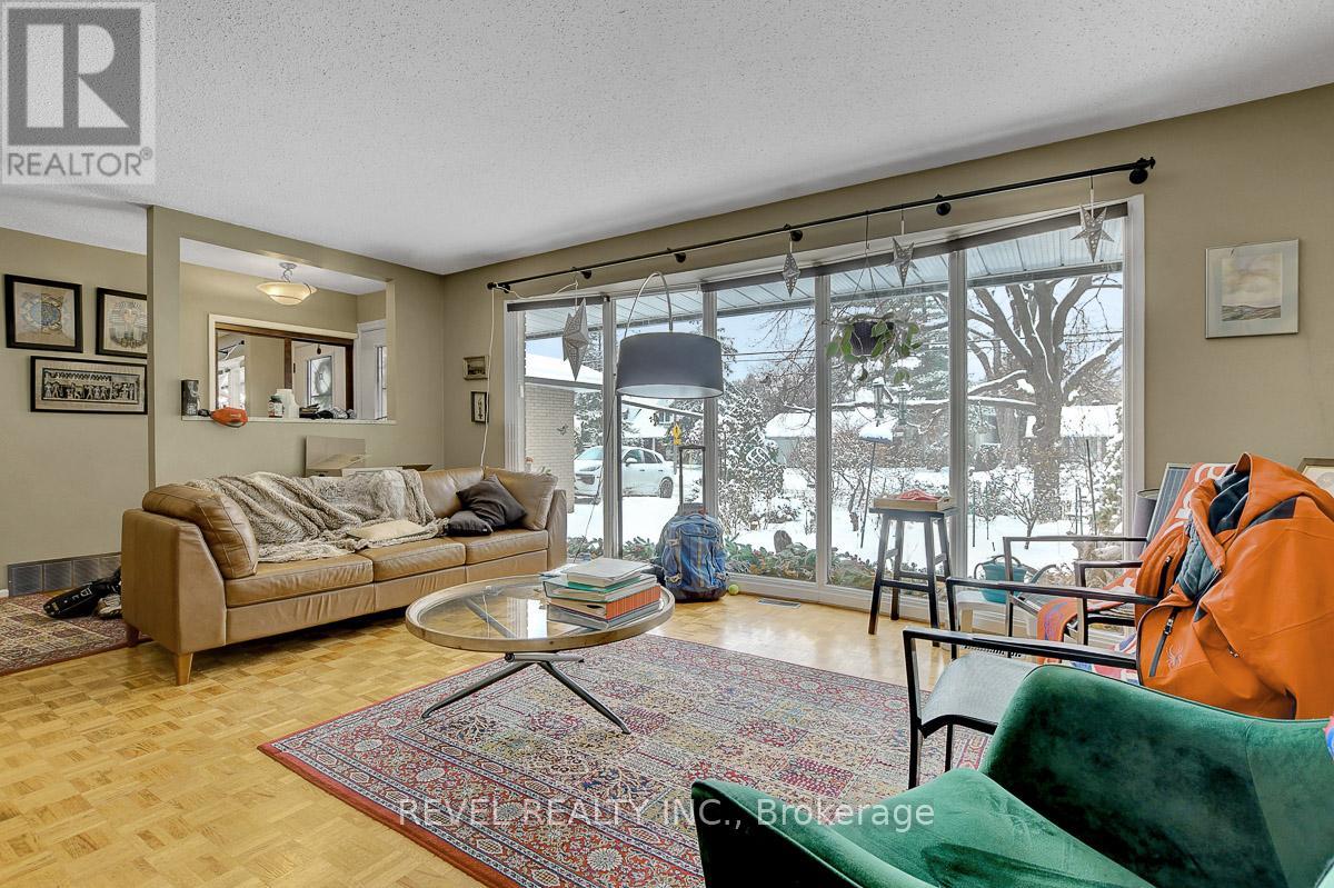 1752 Kilborn Avenue, Ottawa, Ontario  K1H 6N2 - Photo 5 - X12628274