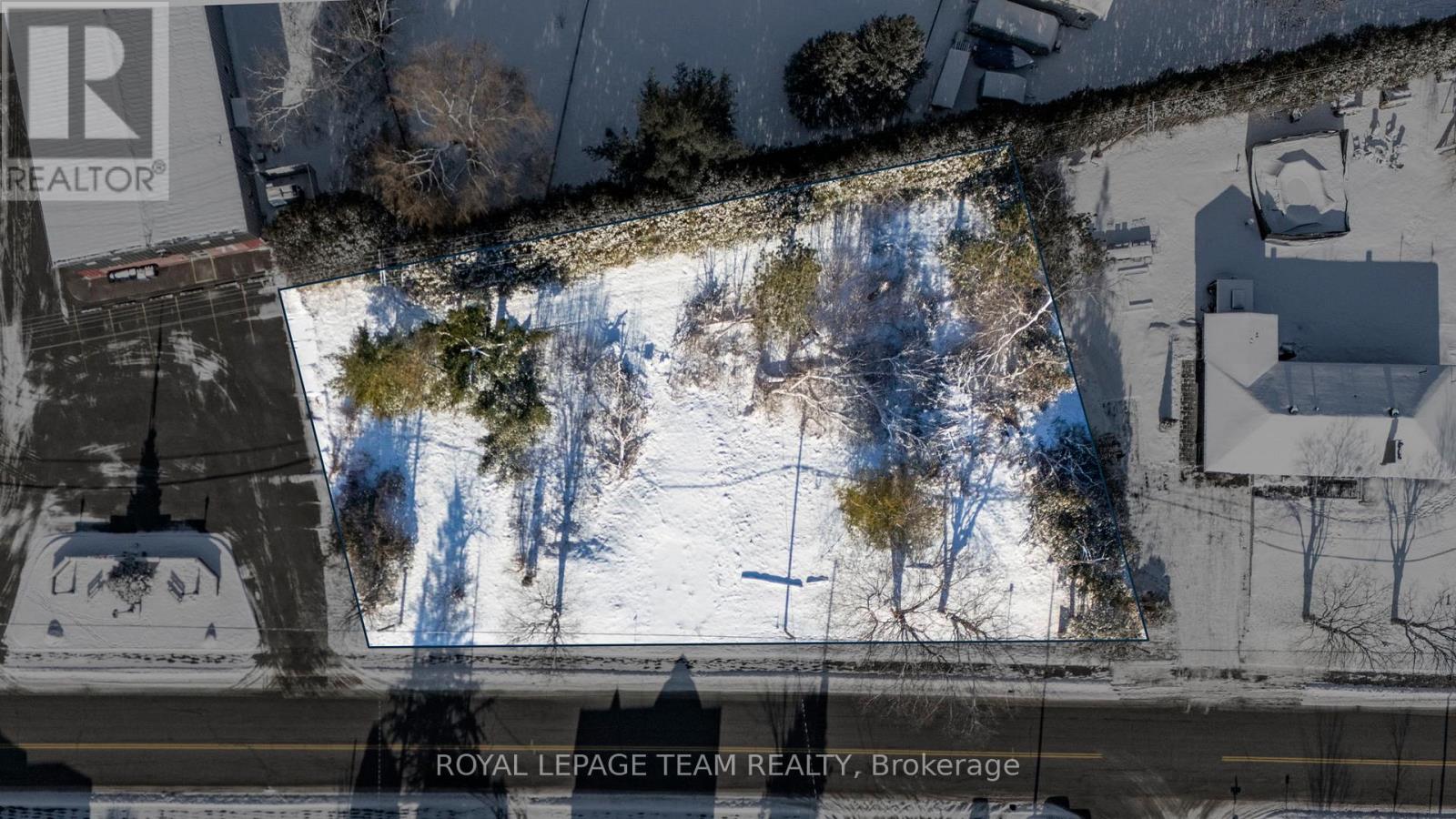 1256 COLONIAL ROAD, Ottawa, Ontario