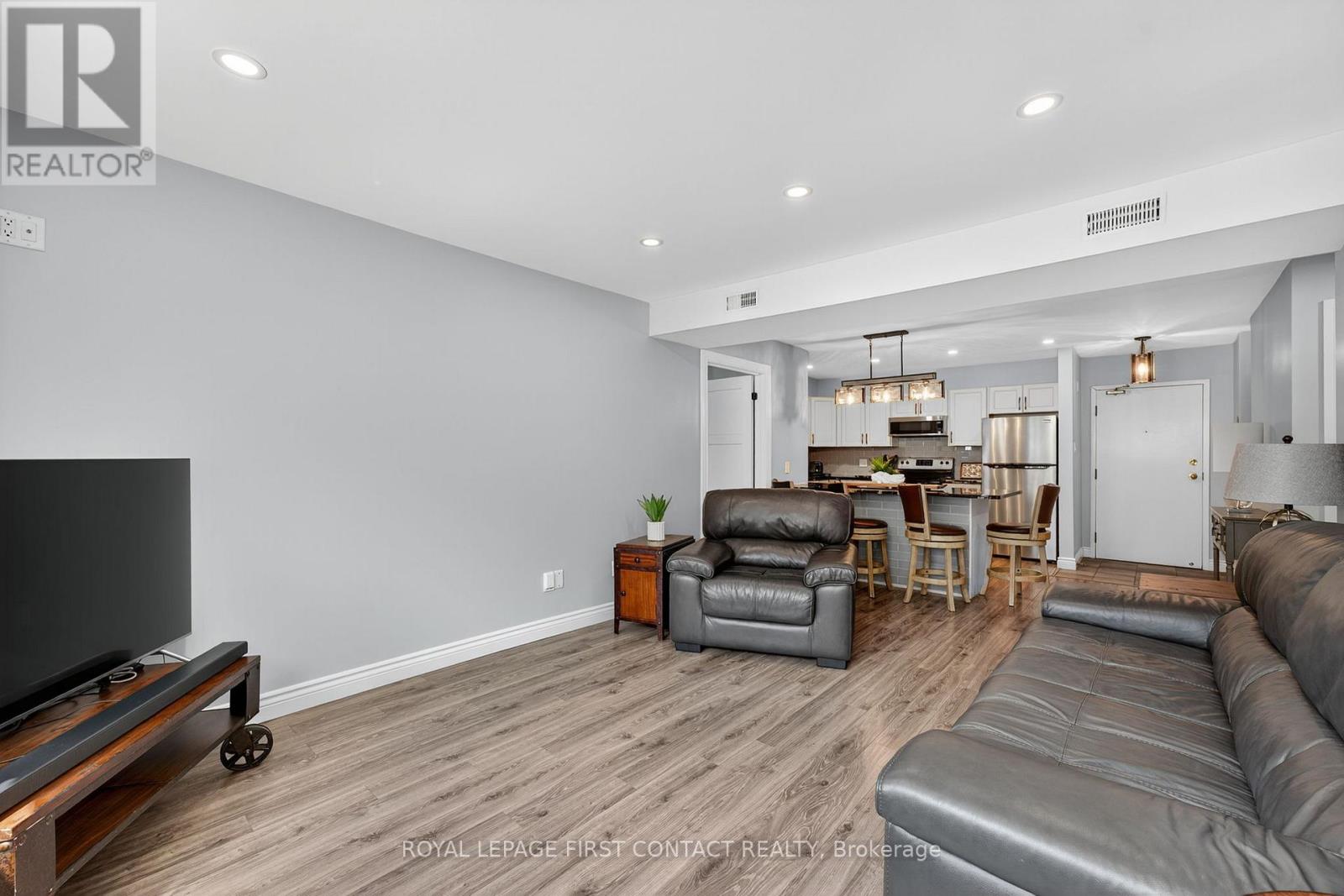 B08 - 126 Bell Farm Road, Barrie, Ontario  L4M 6J3 - Photo 19 - S12628230