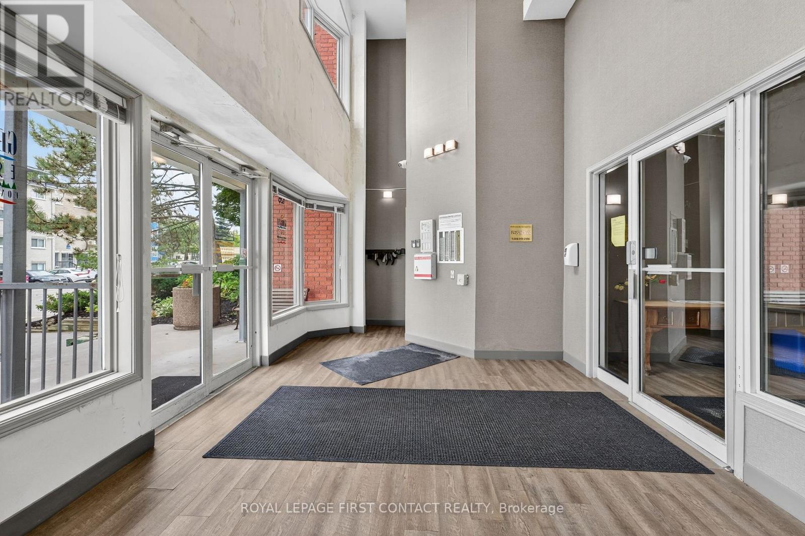 B08 - 126 Bell Farm Road, Barrie, Ontario  L4M 6J3 - Photo 6 - S12628230