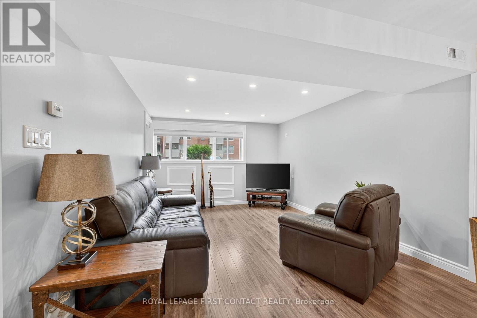 B08 - 126 Bell Farm Road, Barrie, Ontario  L4M 6J3 - Photo 16 - S12628230