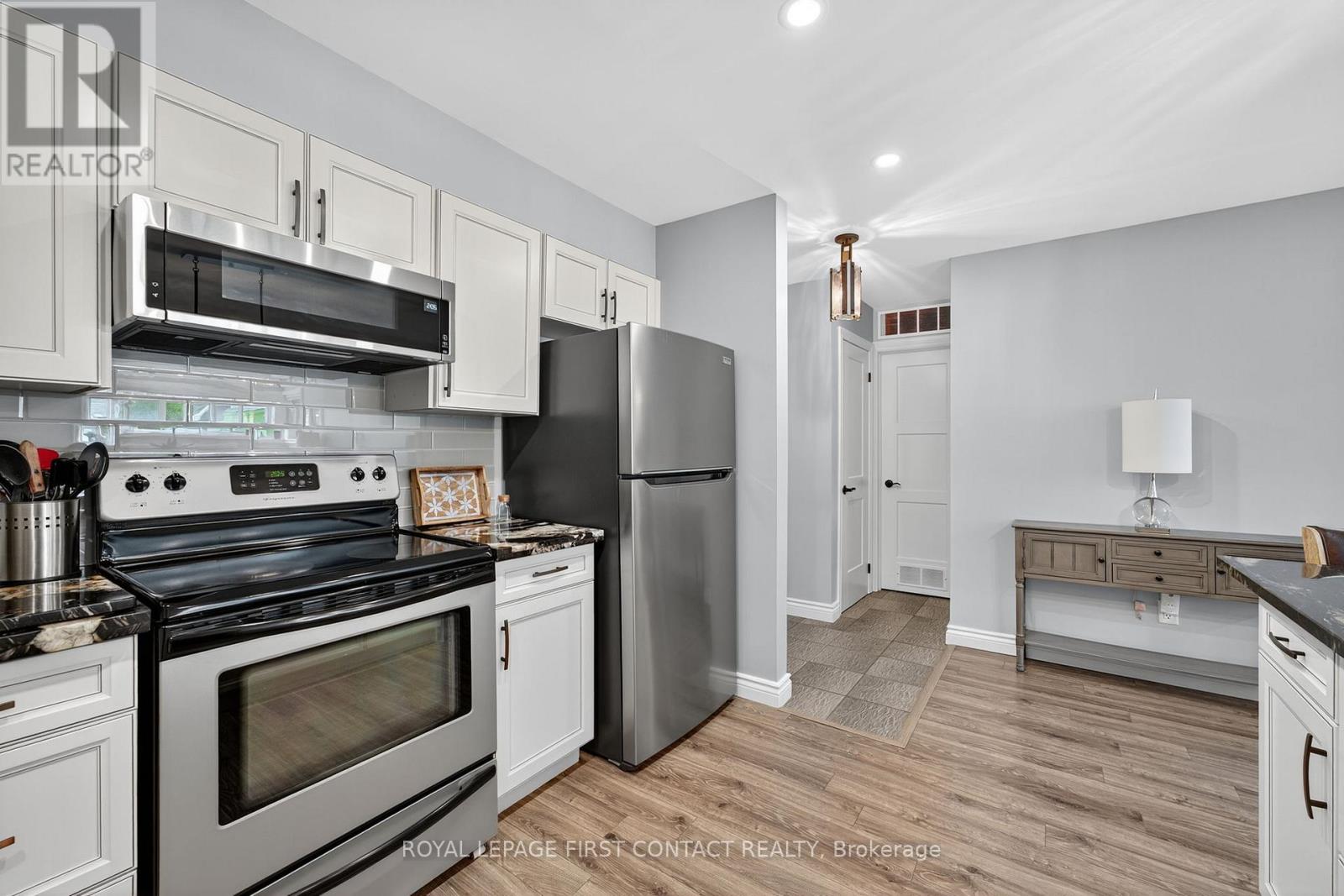 B08 - 126 Bell Farm Road, Barrie, Ontario  L4M 6J3 - Photo 13 - S12628230