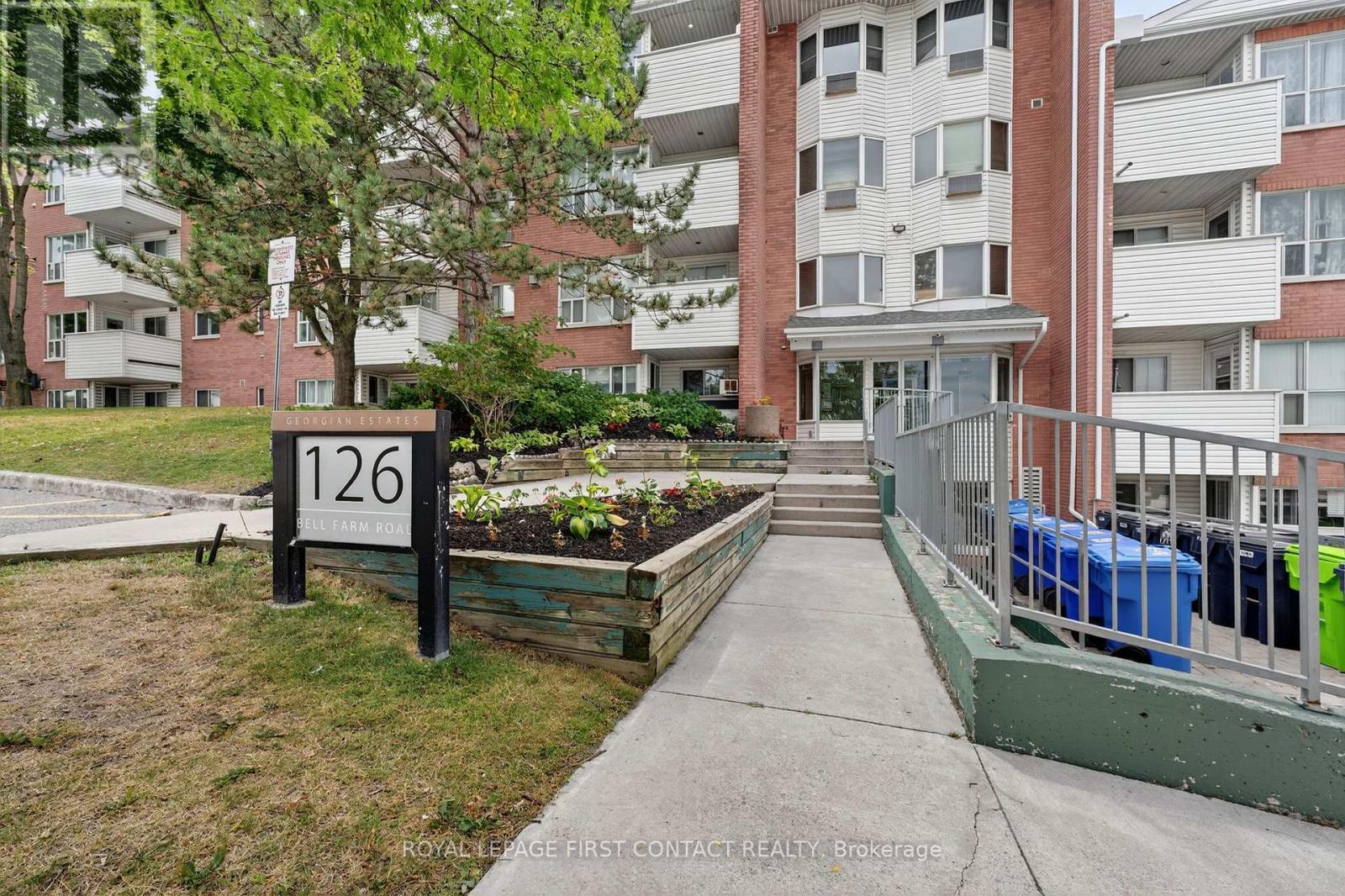 B08 - 126 Bell Farm Road, Barrie, Ontario  L4M 6J3 - Photo 4 - S12628230