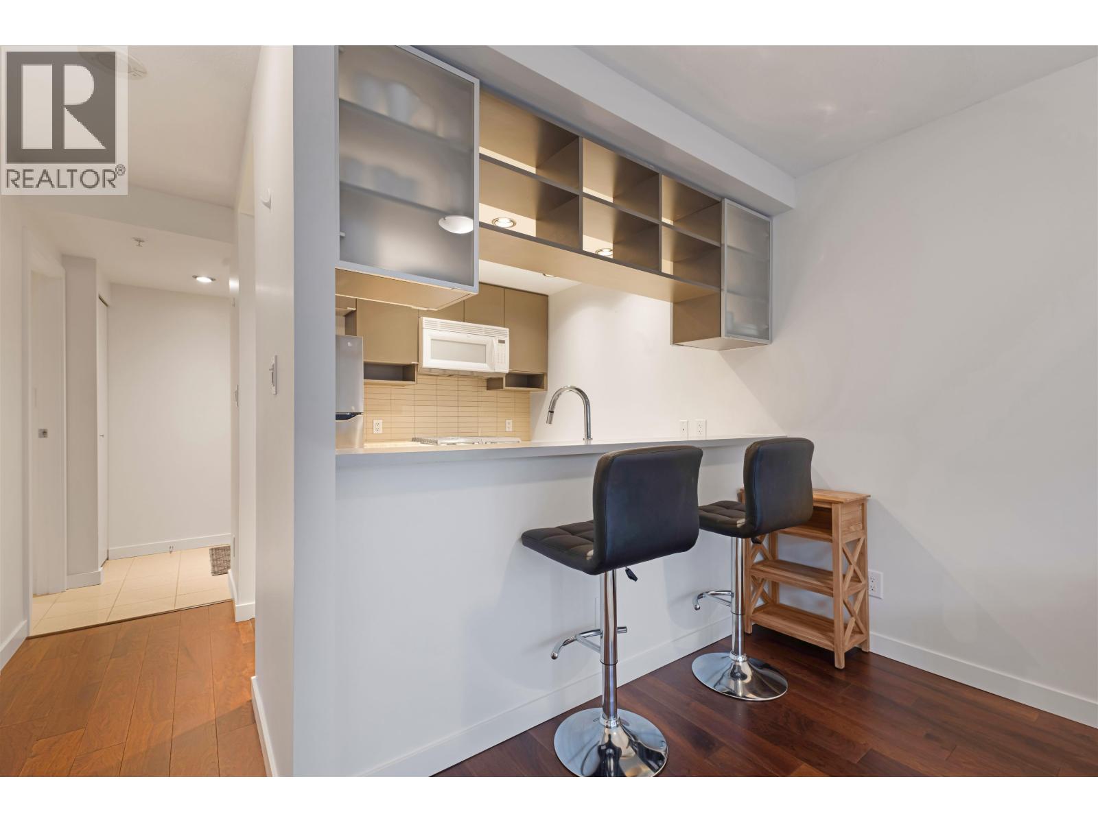 307 928 Beatty Street, Vancouver, British Columbia  V6Z 3G6 - Photo 4 - R3073503