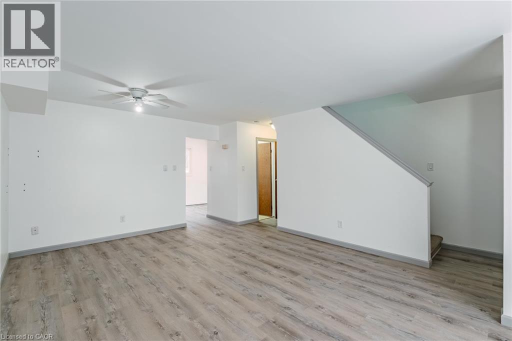 392 Springbank Avenue N Unit# 5, Woodstock, Ontario  N4T 1L5 - Photo 3 - 40793414